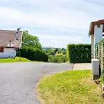 Dans Maison