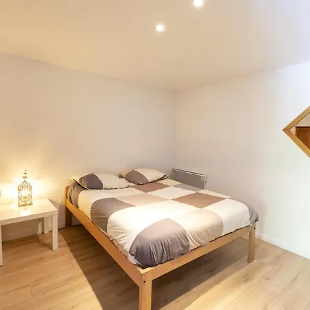 Apartment Dans Maison